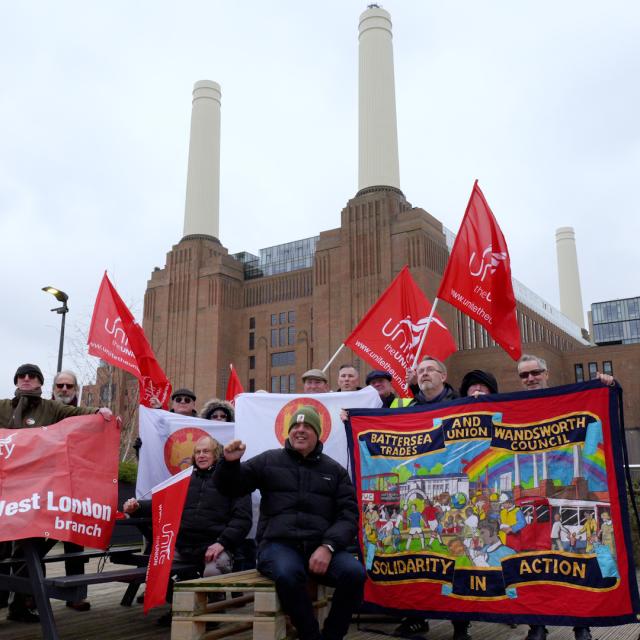 BWTUC AND UNITE CONSTRUCTION HEARTUNIONS PHOTOCALL ON THURSDAY 13 FEBRUARY TO CELEBRATE IMMENSE UNION ROLE AT BATTERSEA POWER STATION CONSTRUCTION SITE 